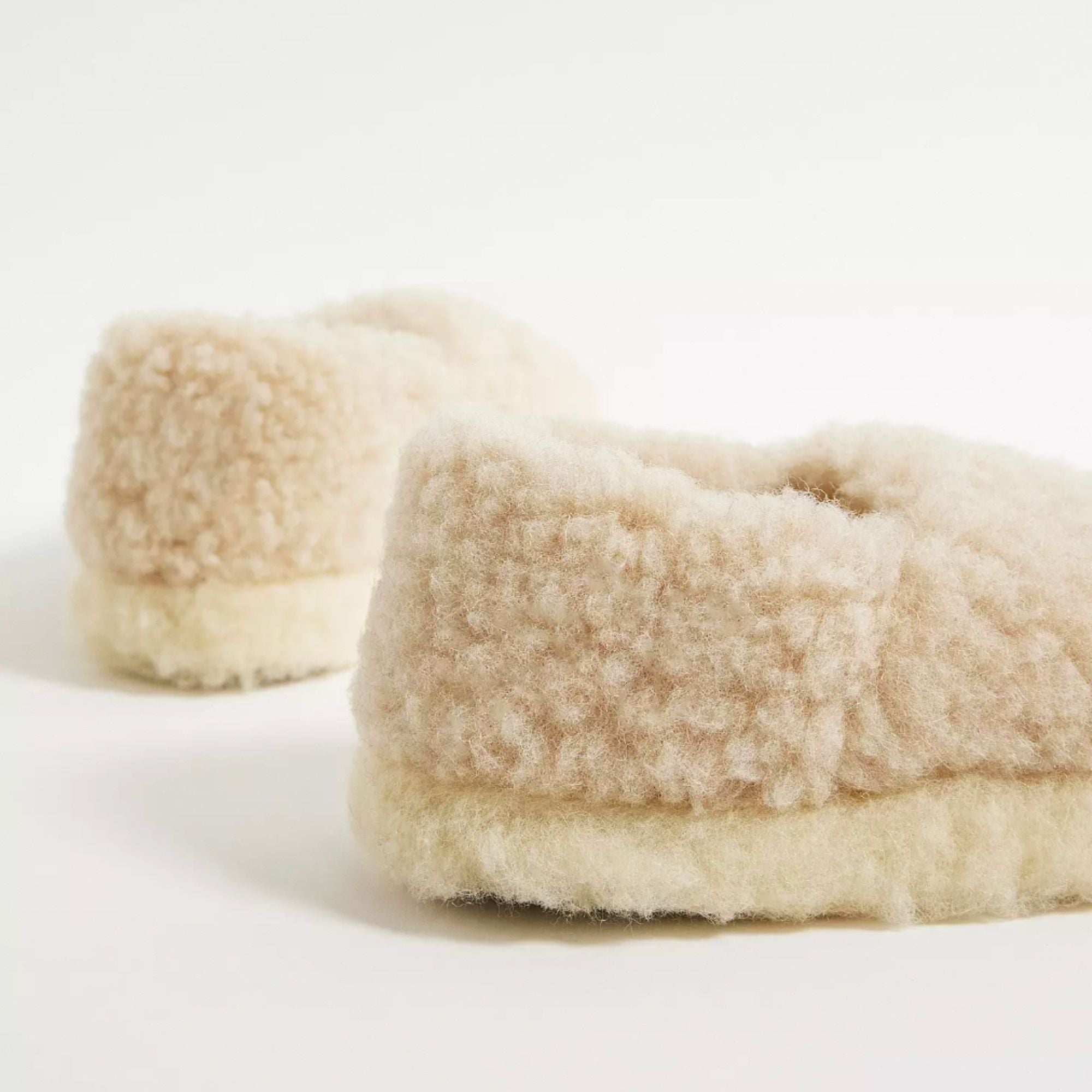 Full Slippers - Beige