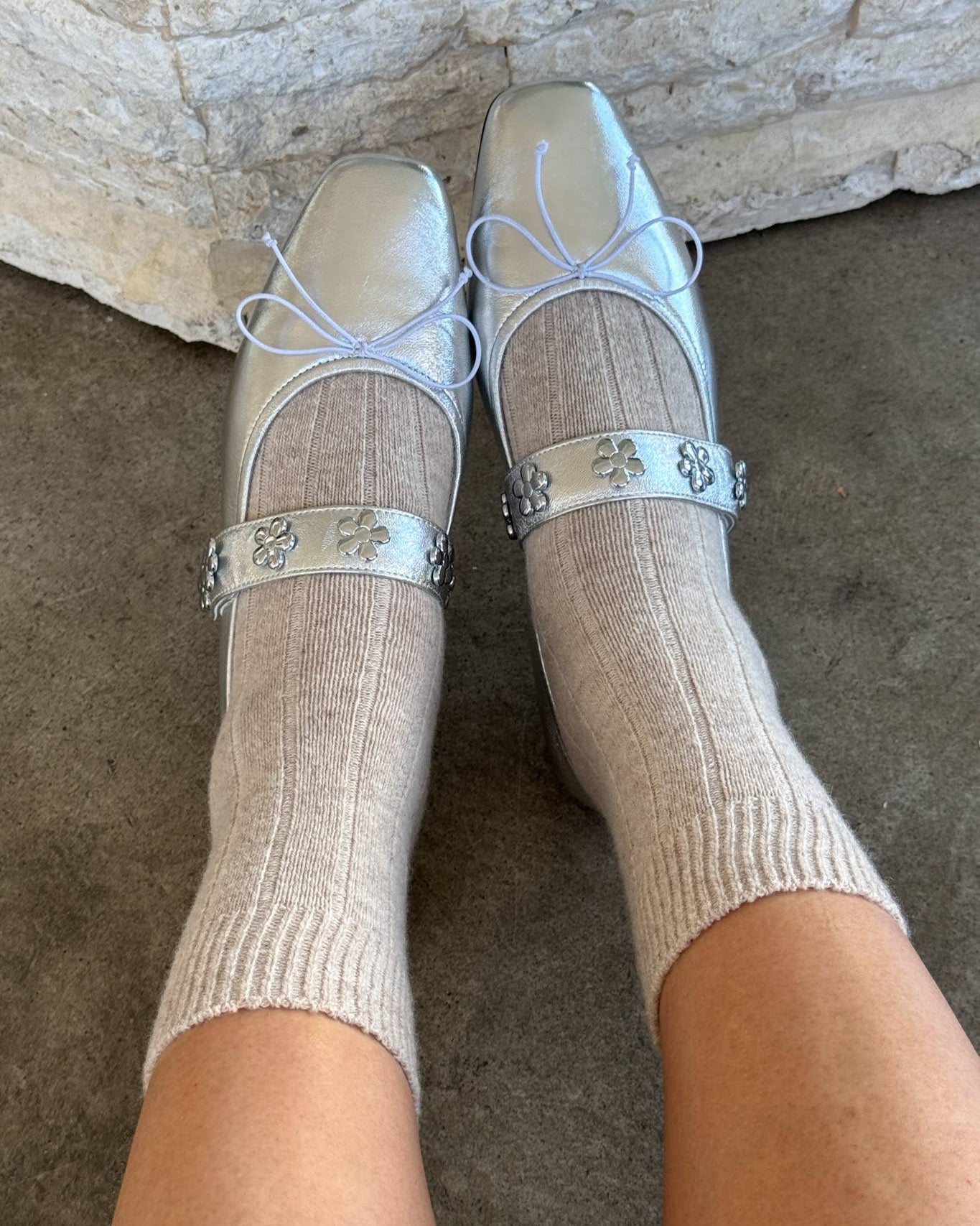 Classic Cashmere Socks: Fawn