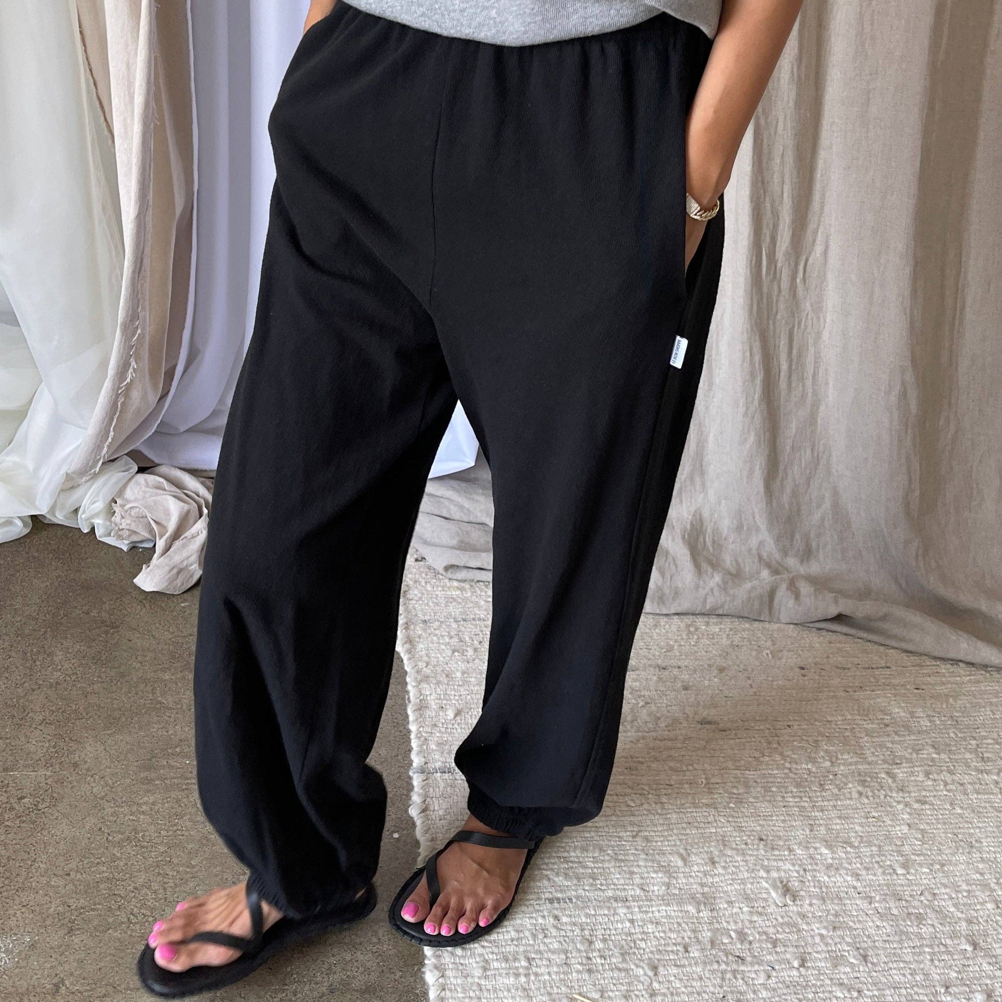 Balloon Pants: Black