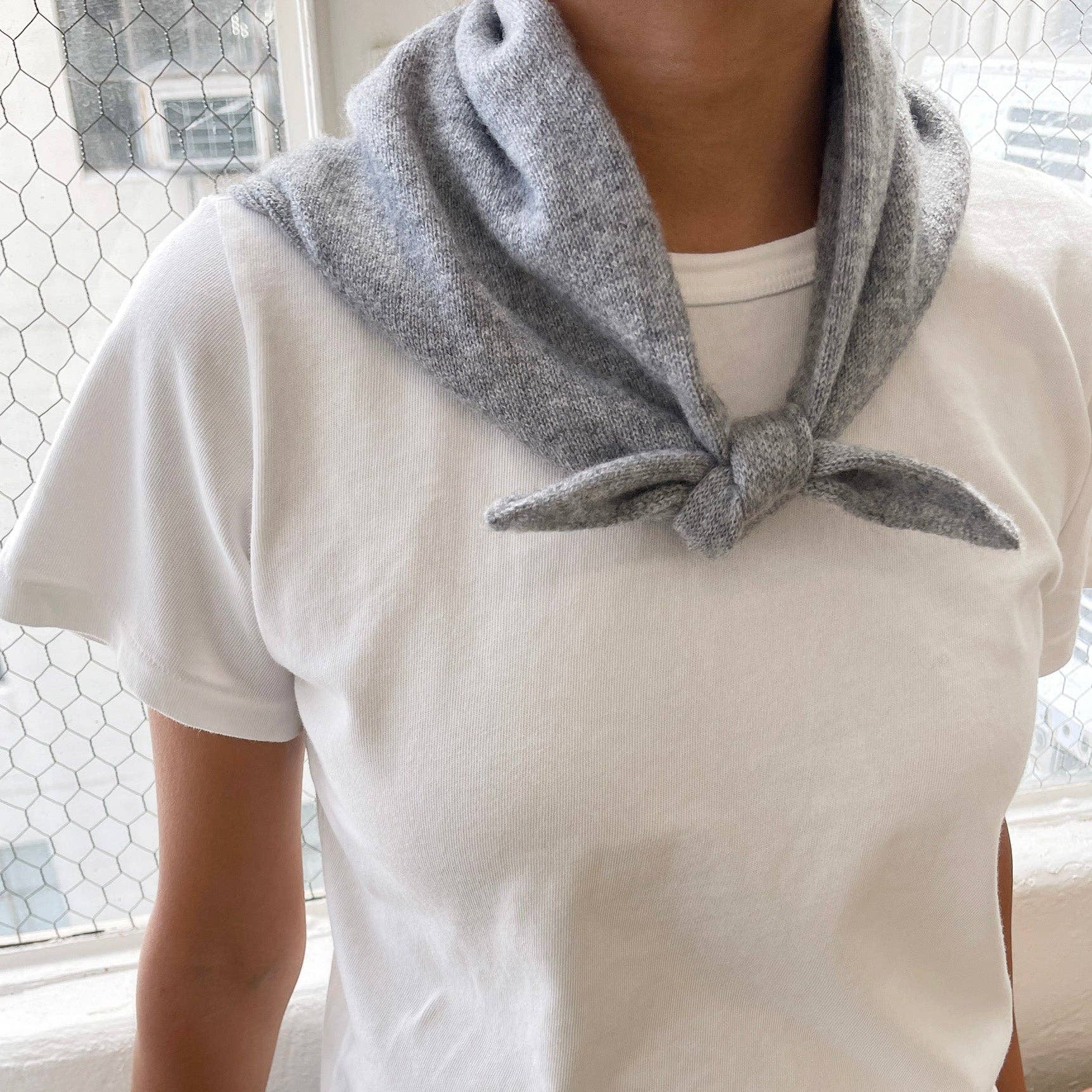 Cashmere Bandana: HT. Grey