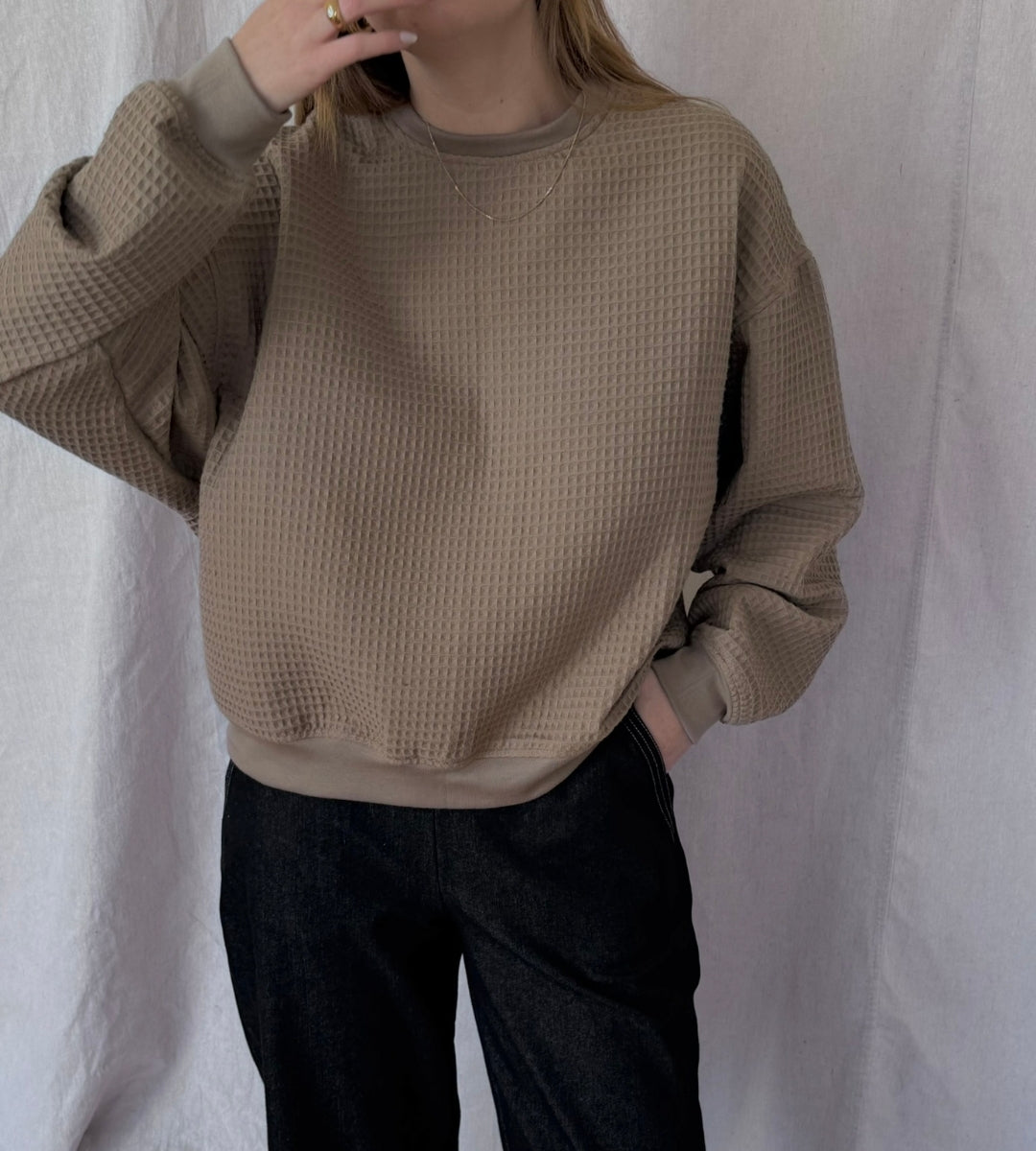 Izzy Sweatshirt Waffle Cotton Taupe