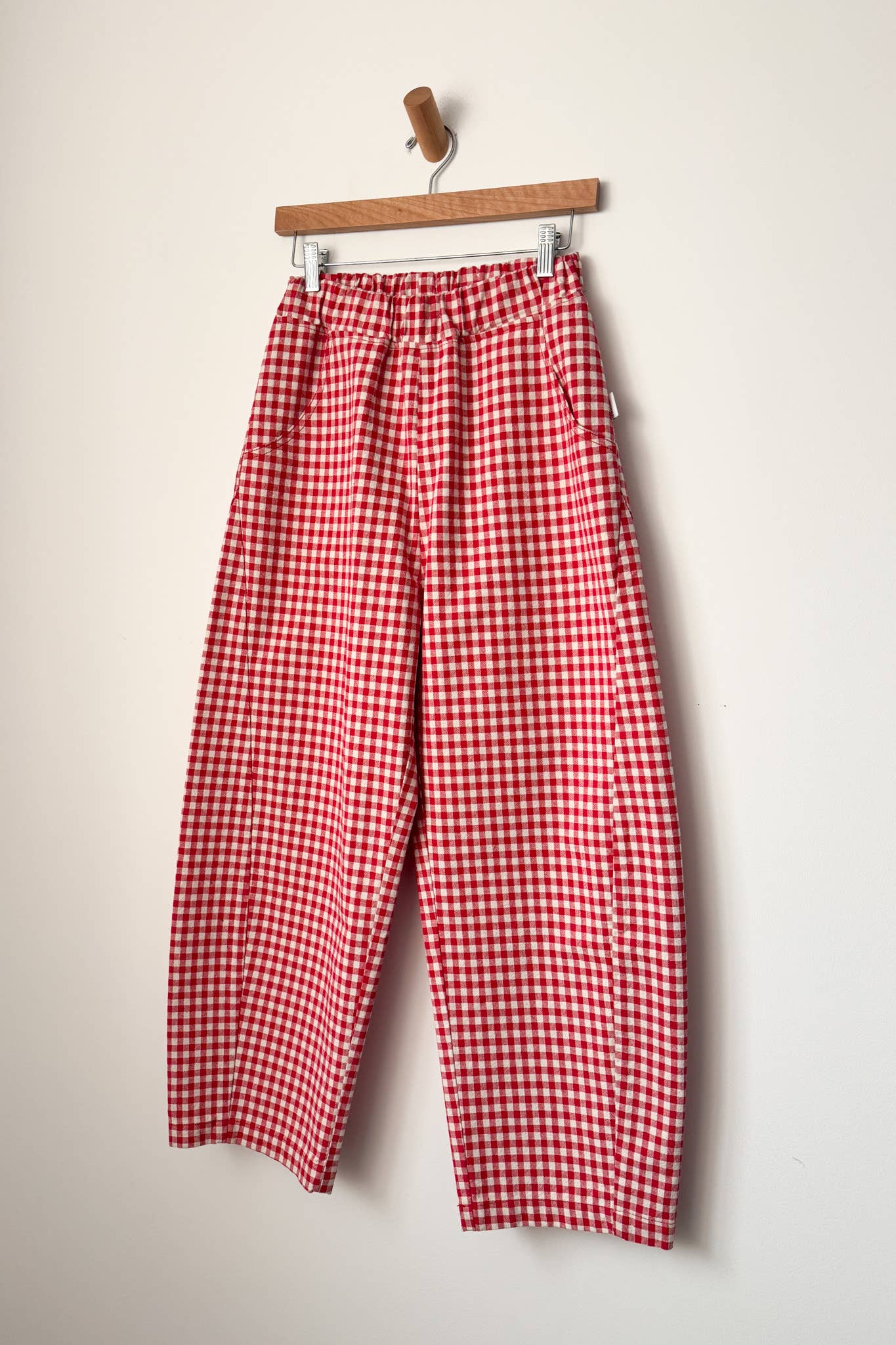 Gingham Arc Pants: Red Gingham