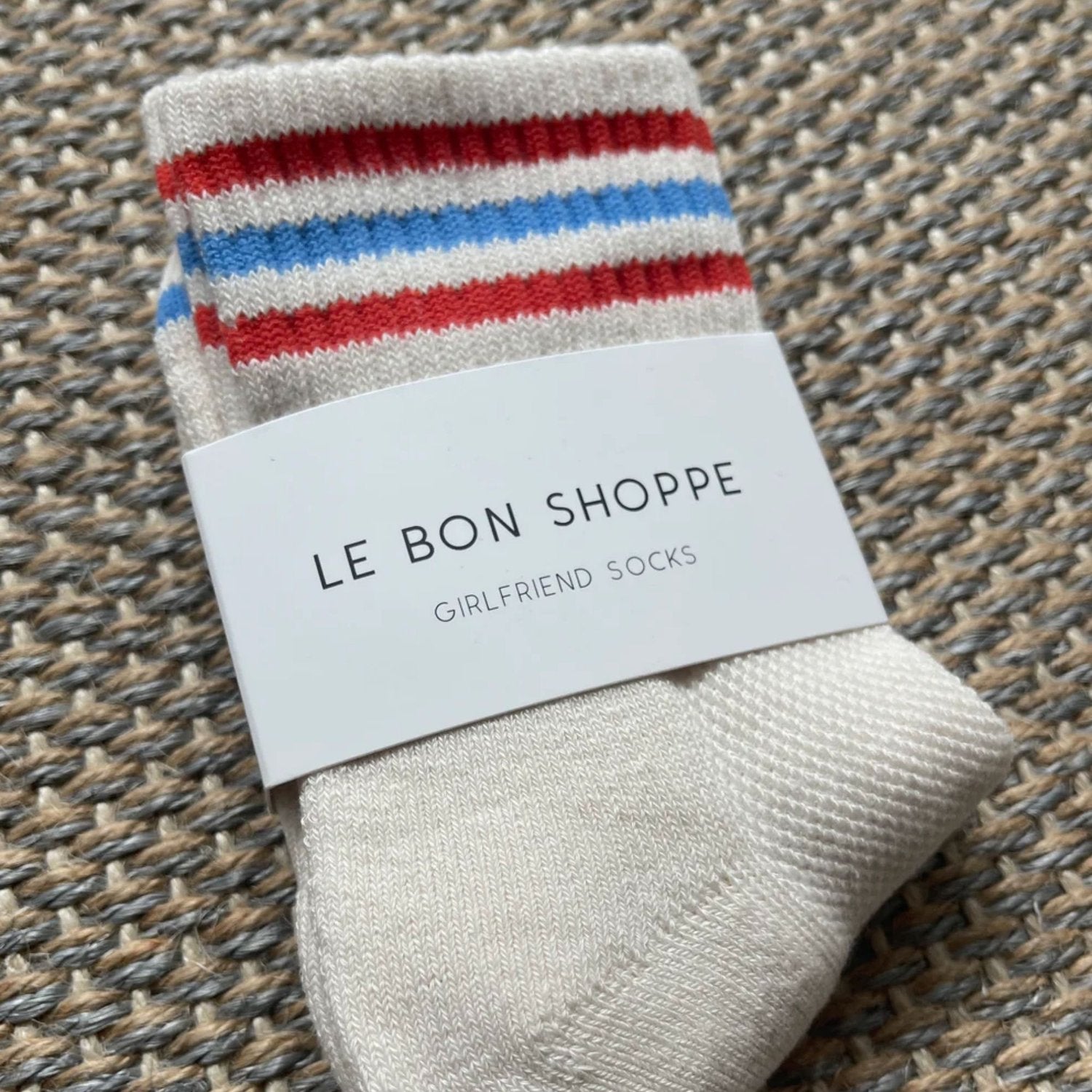 Girlfriend Socks Leche