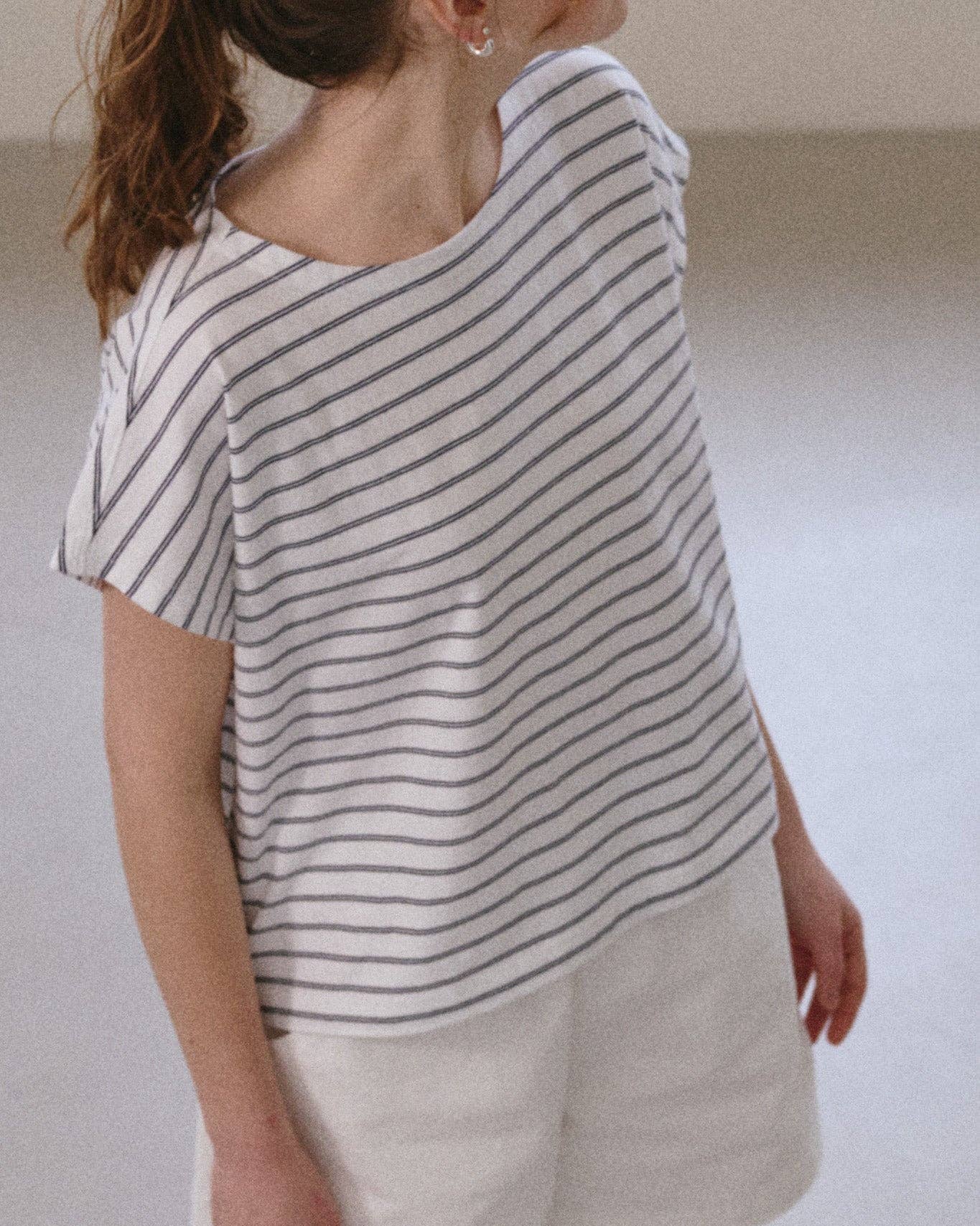Chérie Tee: White / Navy