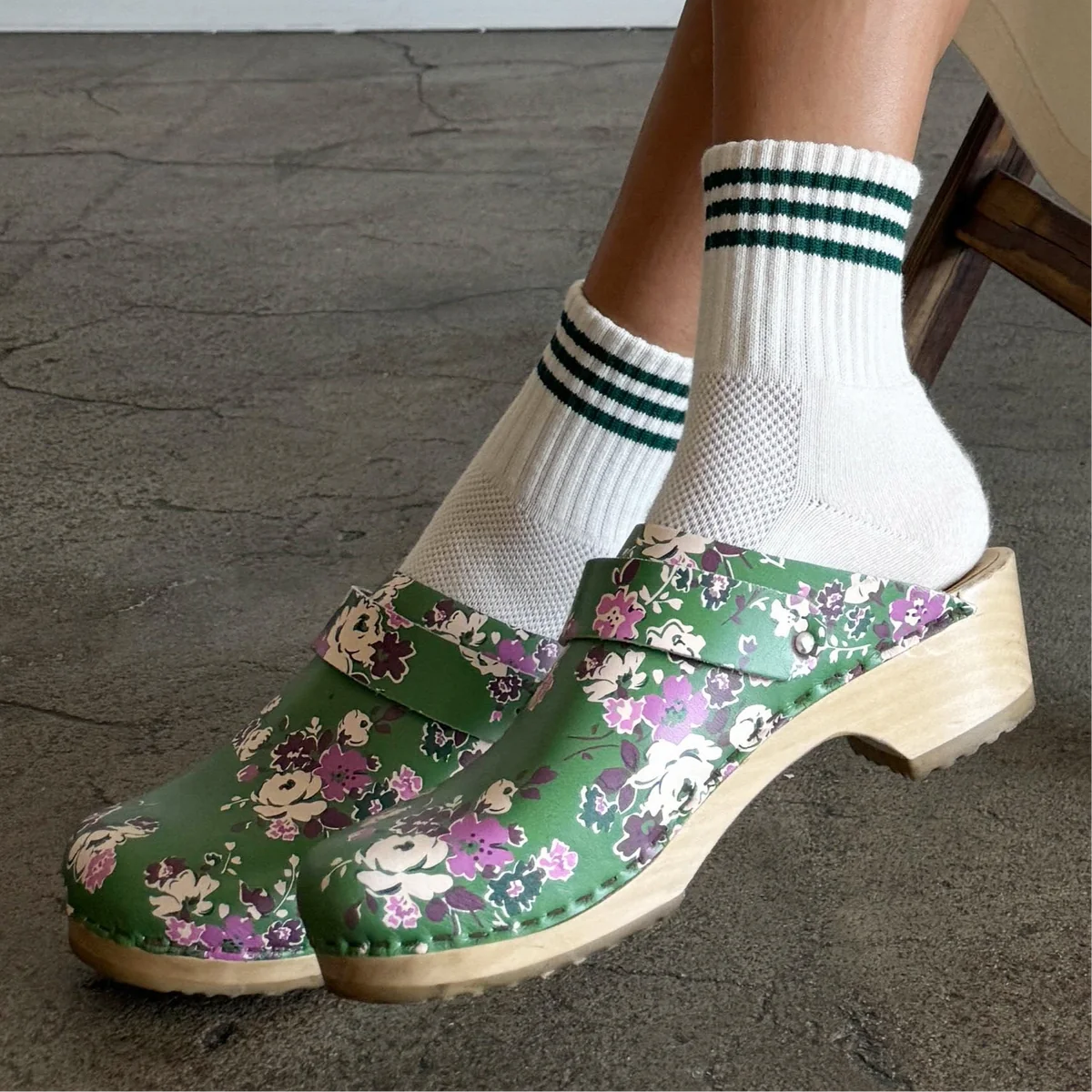 Girlfriend Socks: Egret