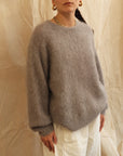 Shelly Crew Neck Knit - Grey