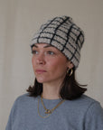 BLACK GRID BEANIE