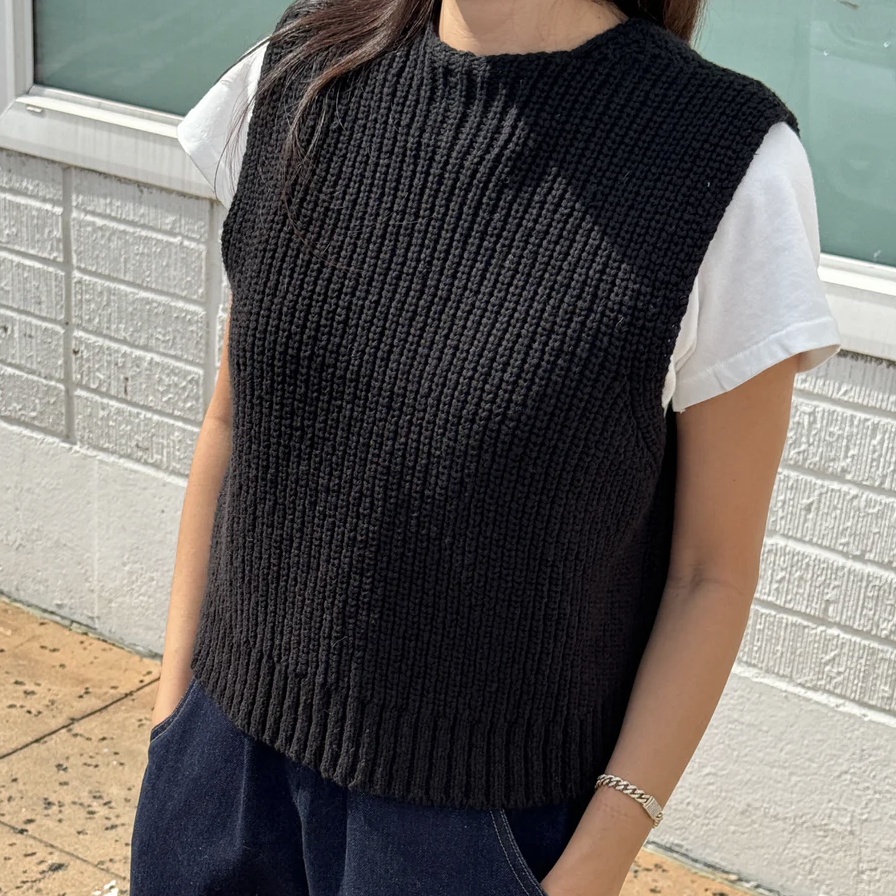 Granny Cotton Sweater Vest Black