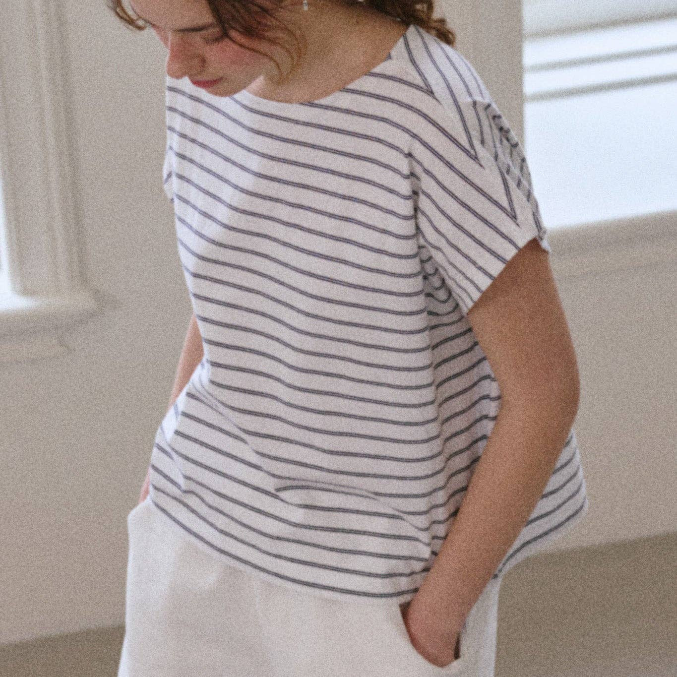 Chérie Tee: White / Navy