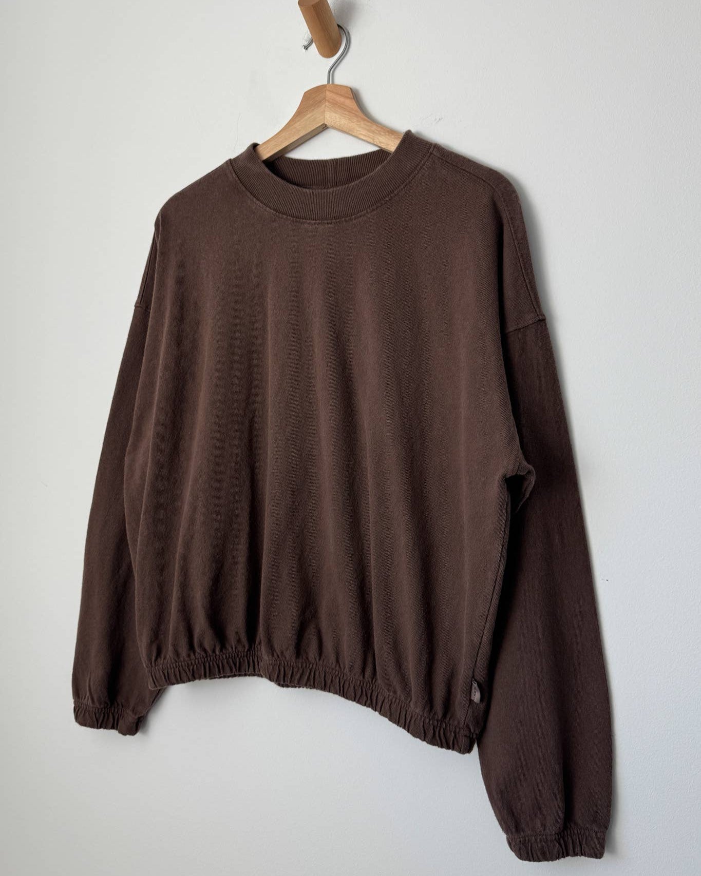 Daisy Long Sleeve Top: Chocolate