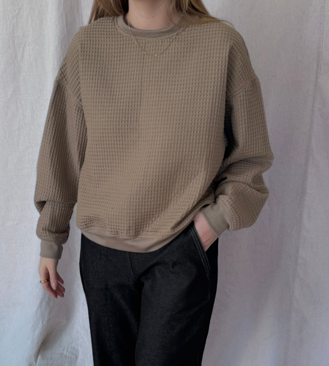 Izzy Sweatshirt Waffle Cotton Taupe