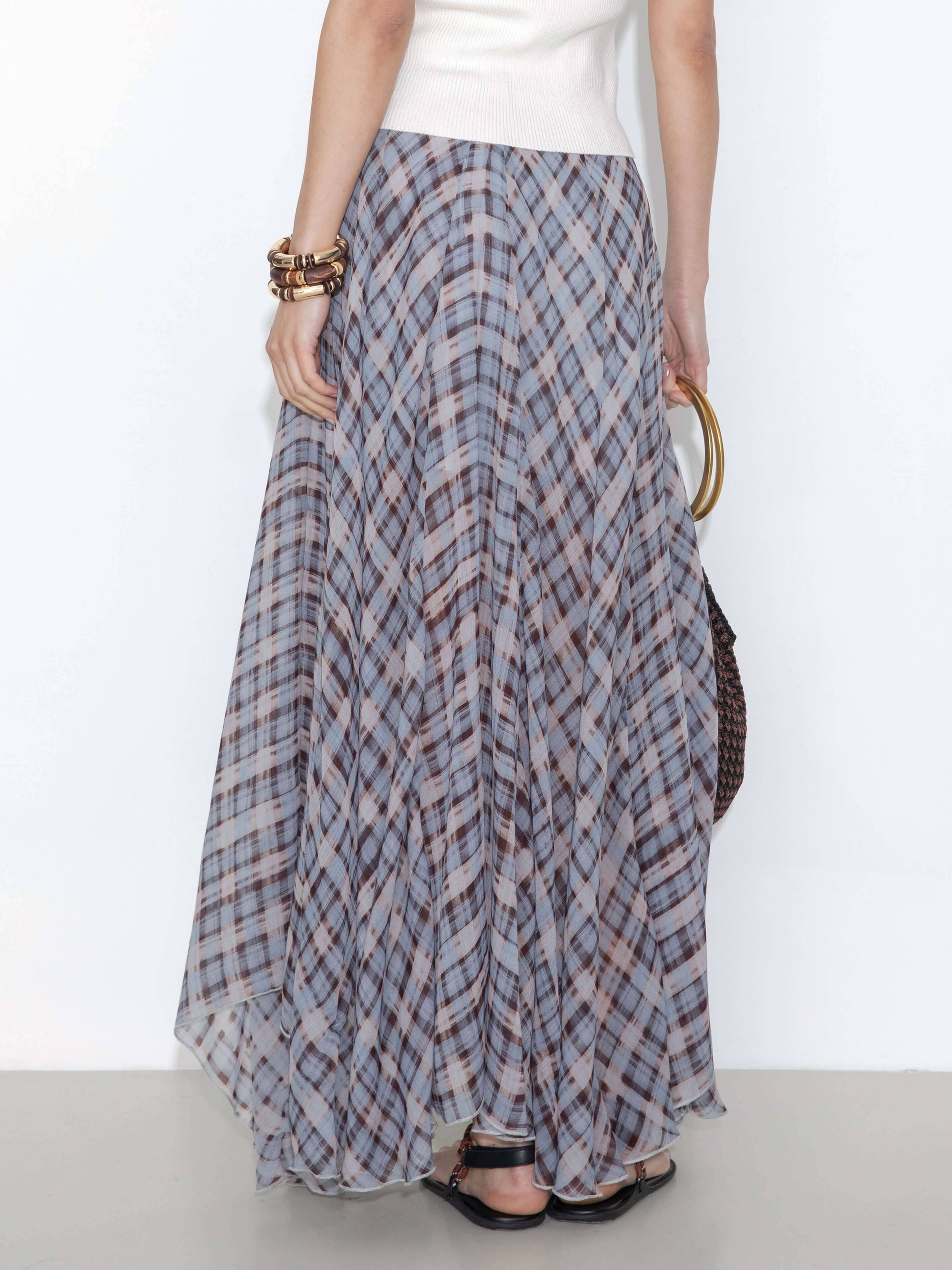 Asymmetrical Flowy Check Maxi Skirt: Blue