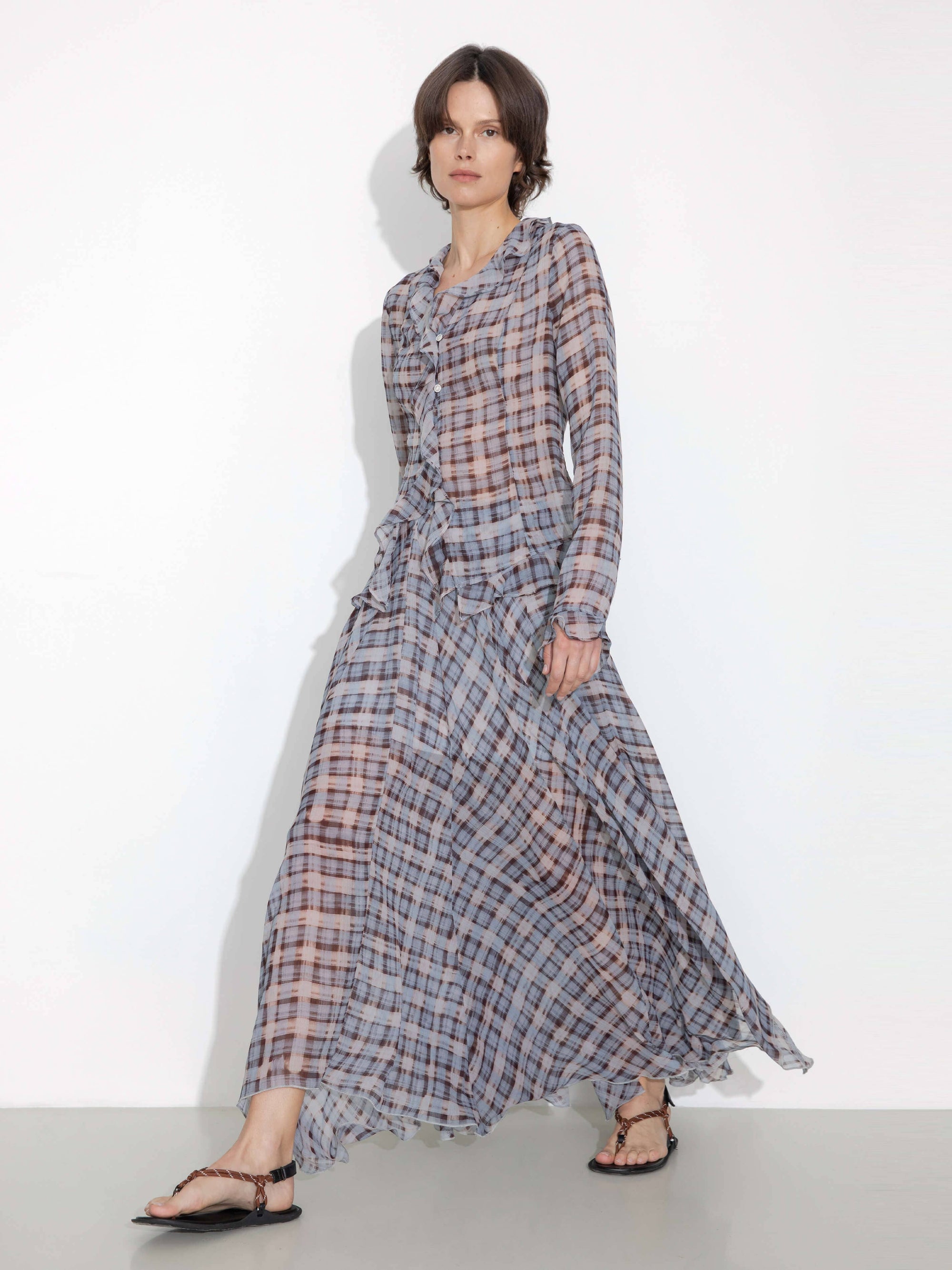 Asymmetrical Flowy Check Maxi Skirt: Blue
