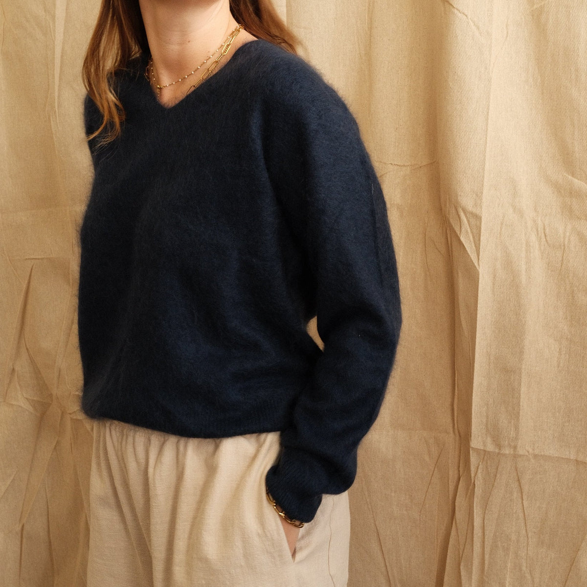 Jean V-Neck Knit - Navy