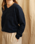Jean V-Neck Knit - Navy