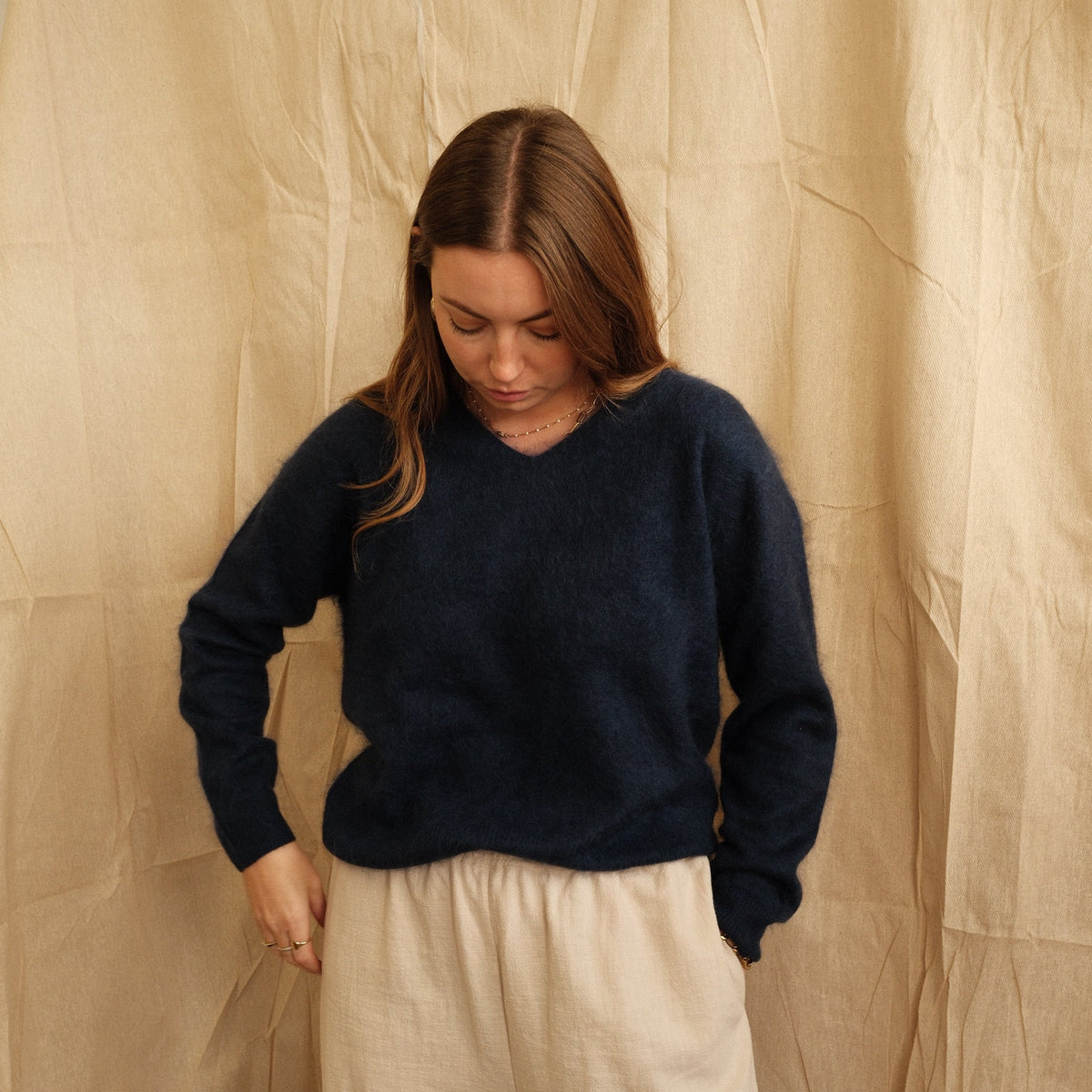 Jean V-Neck Knit - Navy